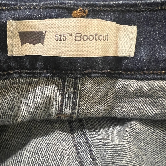 Women's Levi 515 Bootcut Jeans | Size 6S - Picture 3 of 5